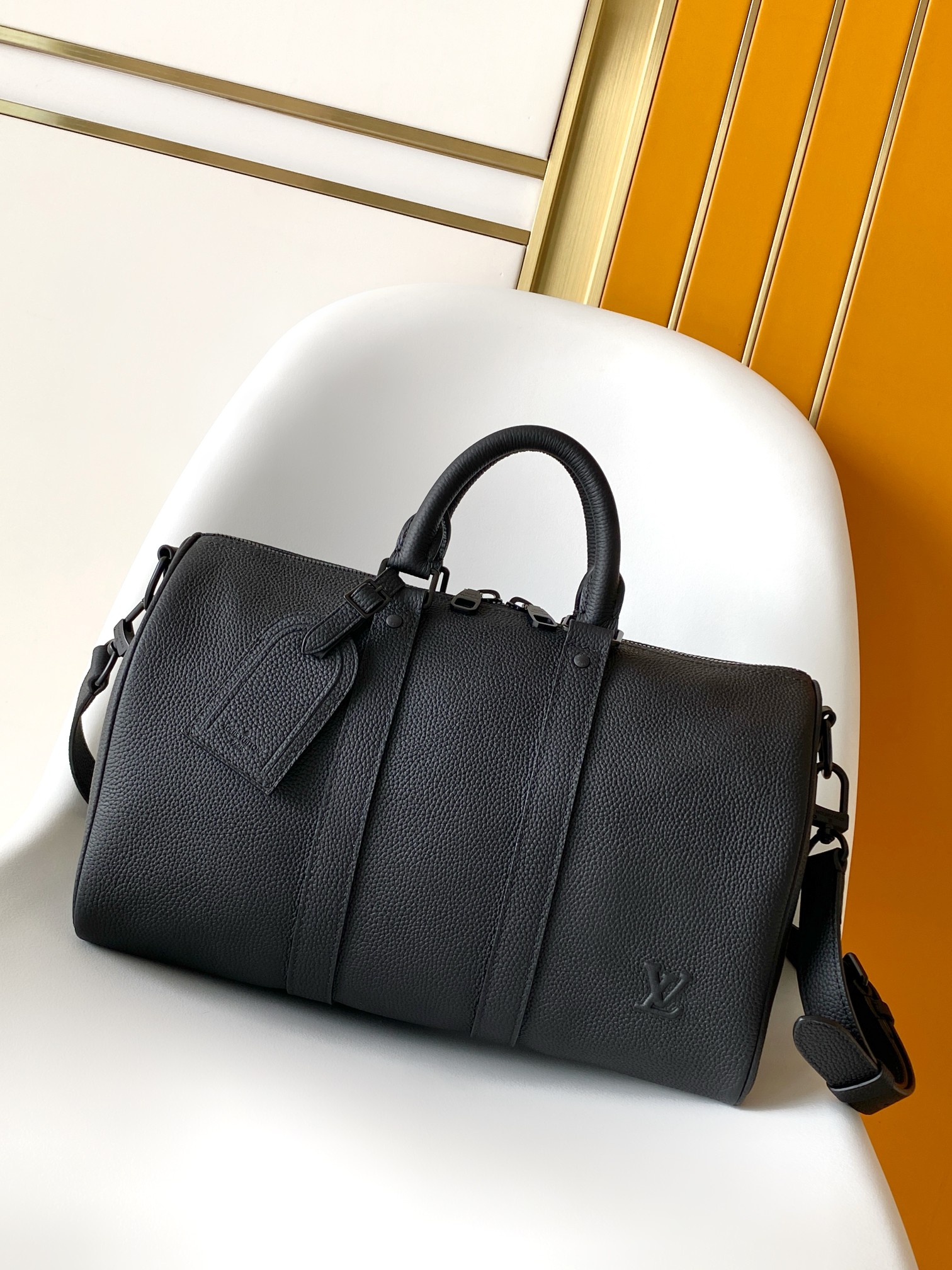 Louis Vuitton LV Classic Handbag Monogram Empreinte Model M25890 Shoulder Strap Street Style High-End Fashion